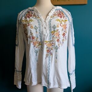 Women's Sundance Embroidered Henley Top Size Large Boho Casual